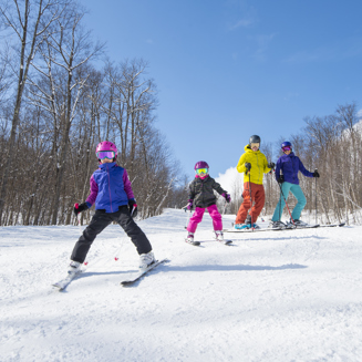 Sommet Morin Heights Ski Hiver Laurentides Famille Acces