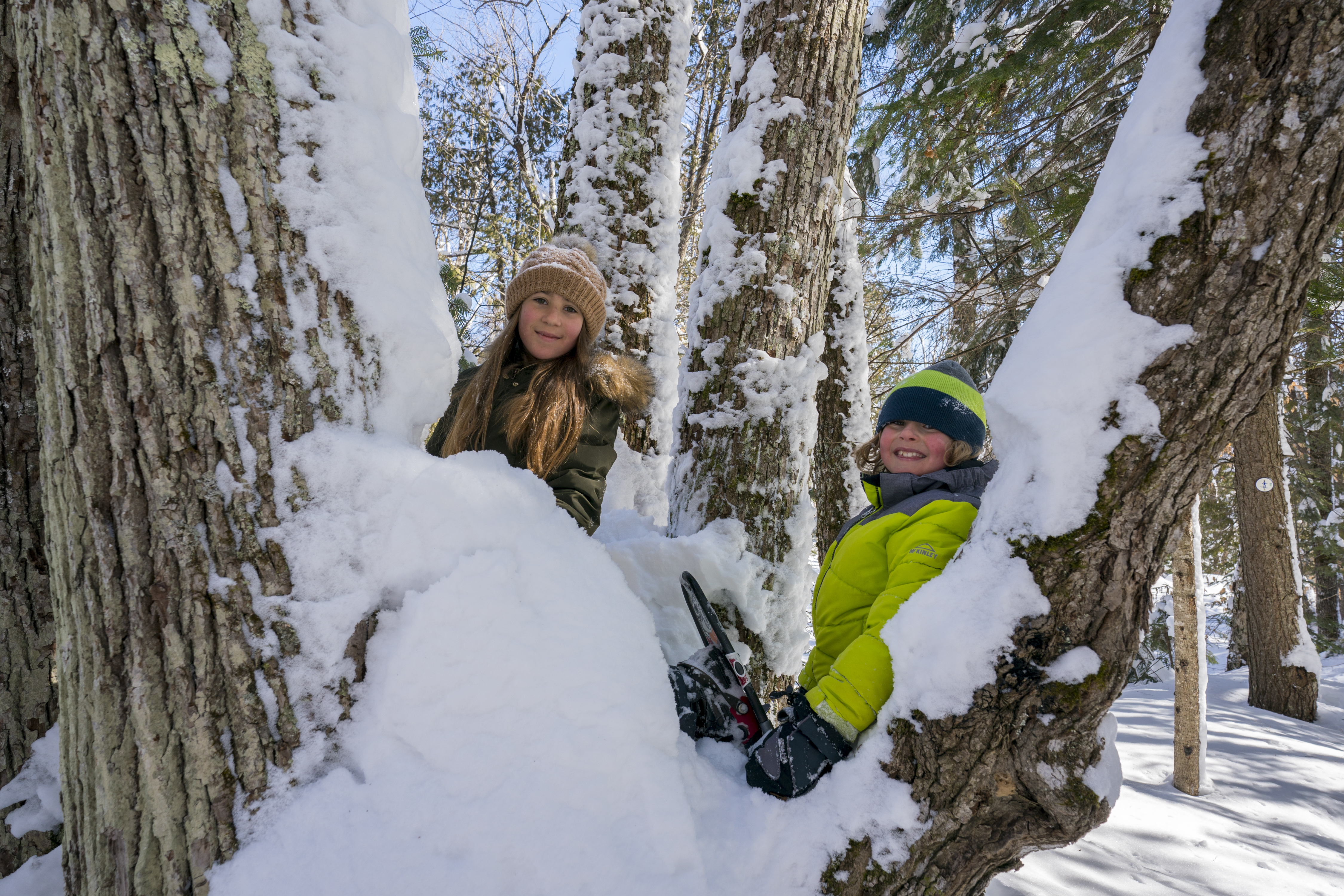 Sommet Morin Heights Camping Cabine Hiver Raquette Sourire Enfant