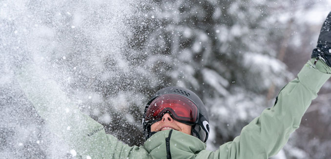 Sommet Saint Sauveur Hiver Montagne Adulte Jeune
