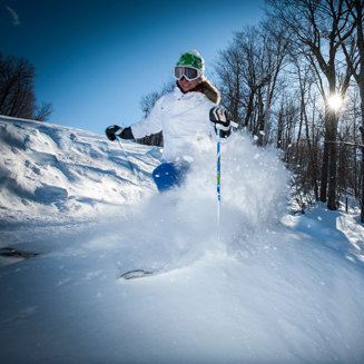 Sommet Saint Sauveur Ski Seul Neige