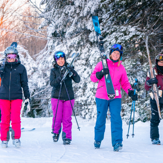 Sommets Saint Sauveur Hiver Ski Amis Filles Sortie Plaisir