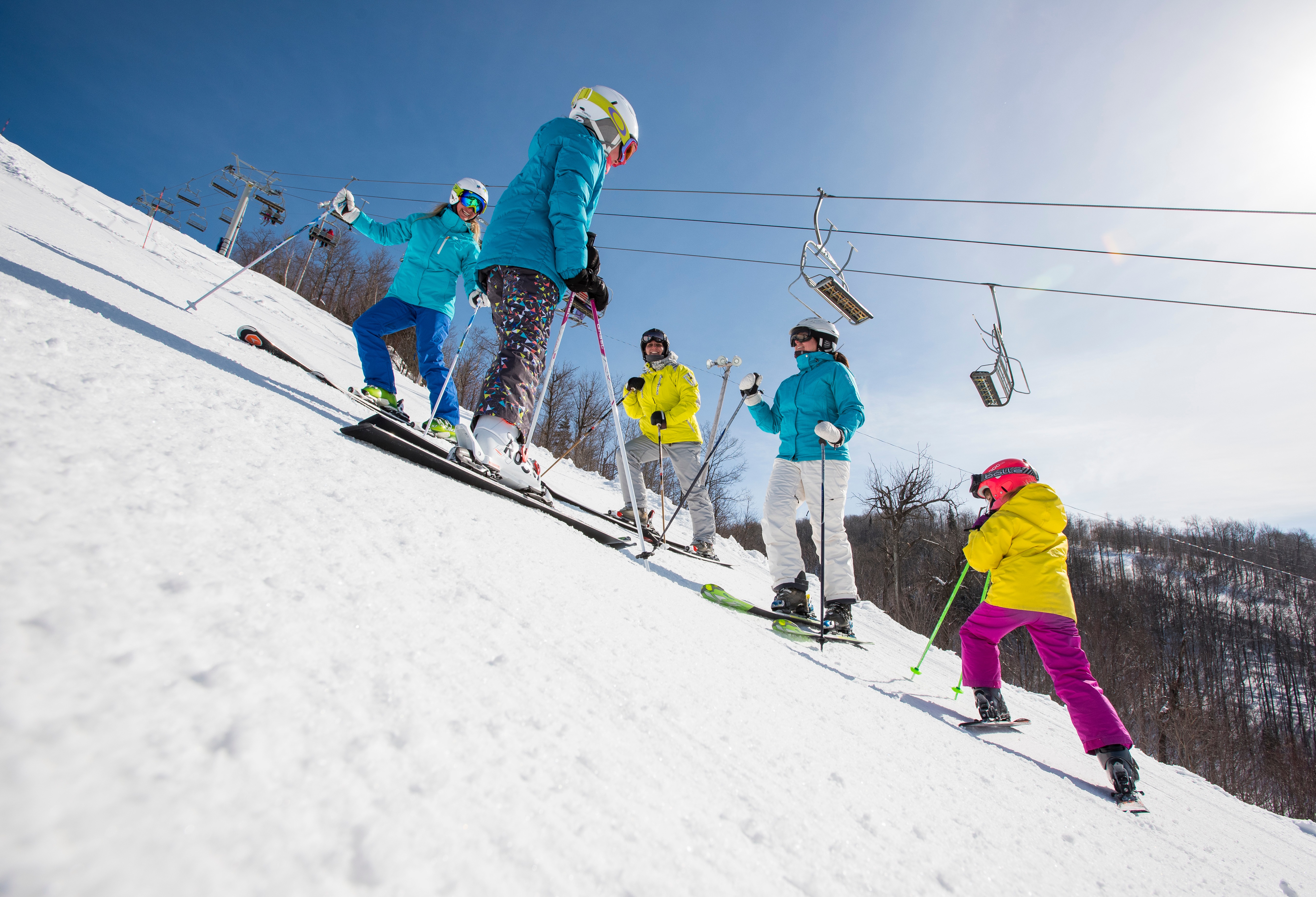 Sommet Saint Sauveur Famille Adulte Enfant Neige Piste Chaise Neige Ski