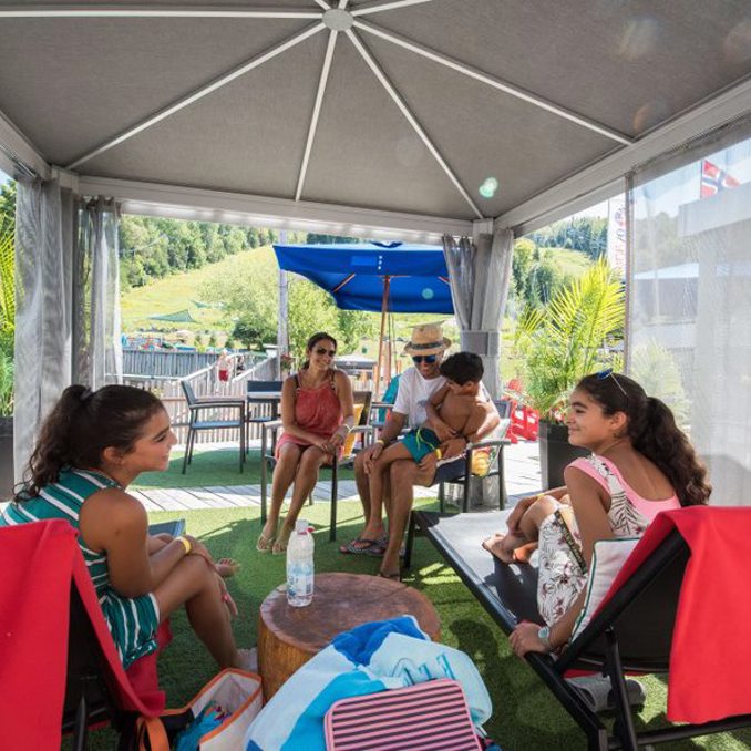 Sommet Saint Sauveur Parc Aquatique Gazebo Famille Vip