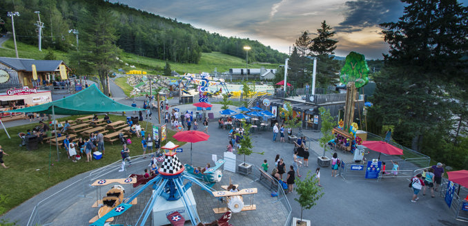 Sommets Parc Fun Maneges Sommet Saint Sauveur Laurentides Meilleur Emploi Carriere Ete Etudiants Best Summer Job Student